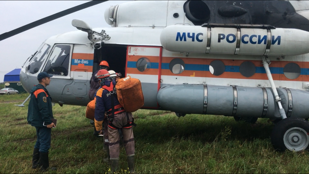 В Иркутской области из-за повышения уровня воды в реках было эвакуировано более 1 тысячи человек (видео)